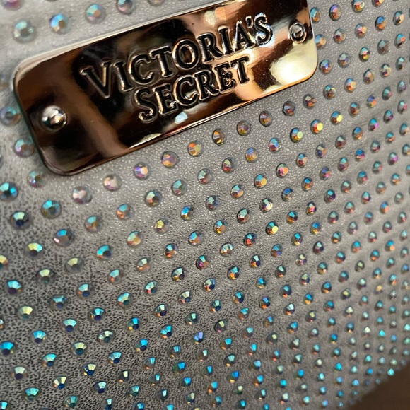 Victoria’s Secret Limited Edition Cosmetic Bag - Picture 7 of 7